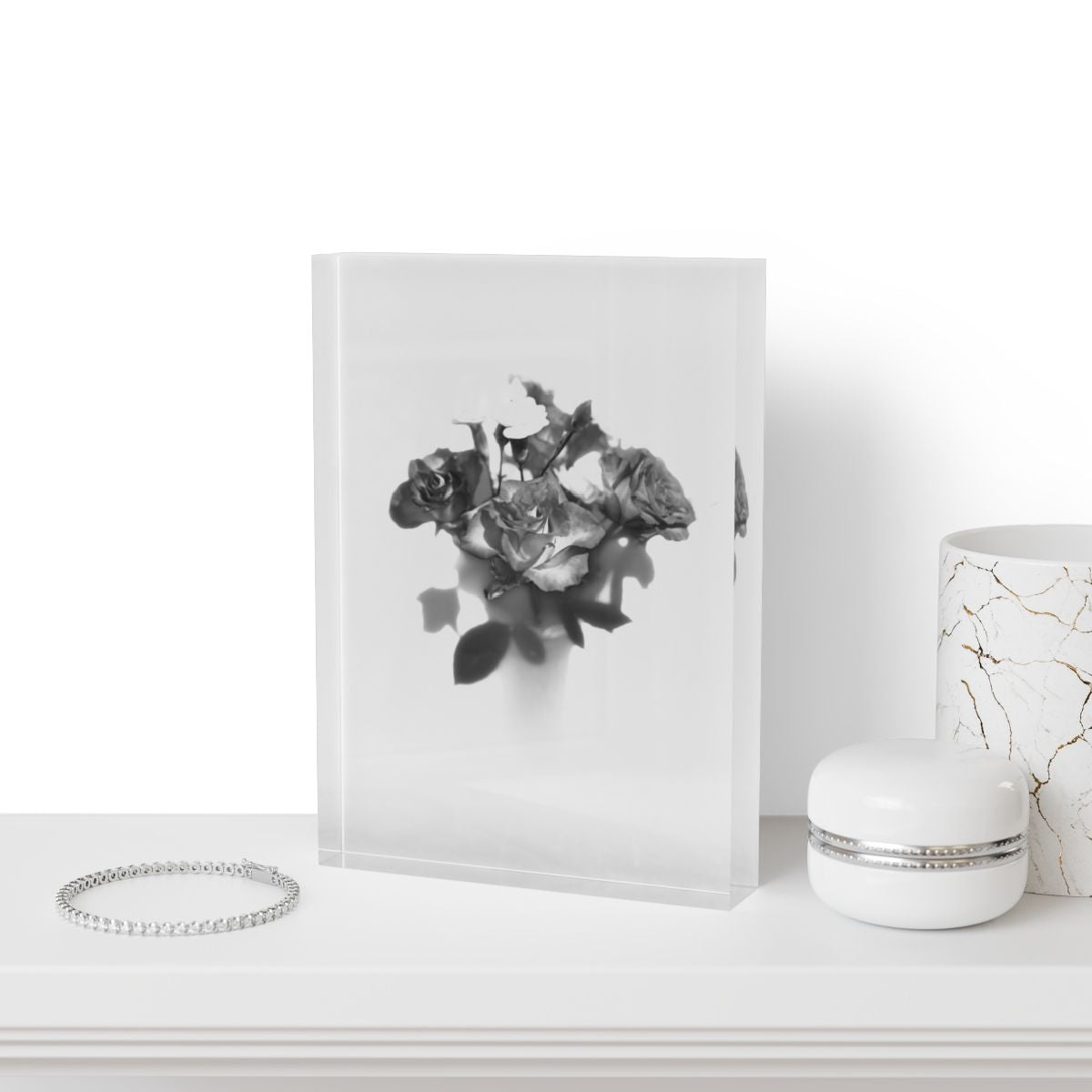 acrylic photo block featuring black and white photograph of roses size: 5''x7''