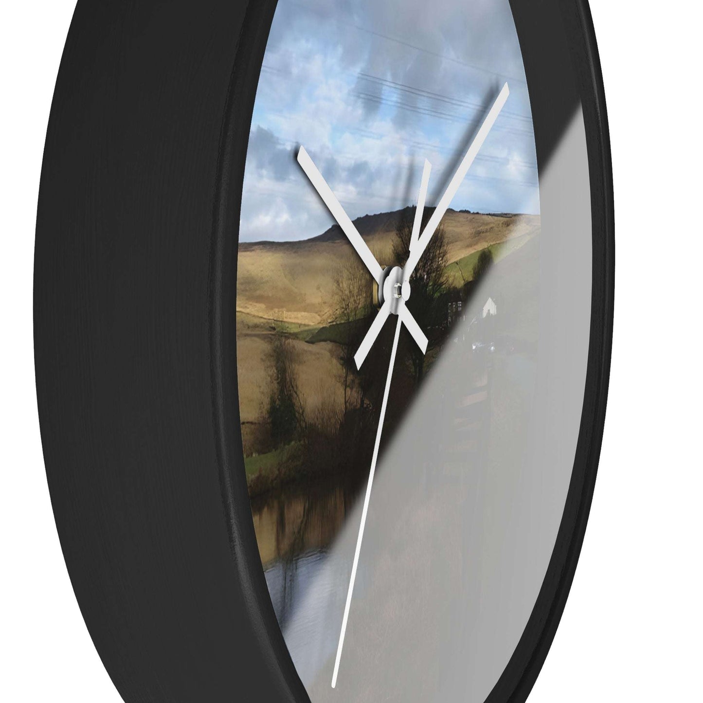 Wall Clock featuring British countryside, base: black, Handles: white, size: 10''