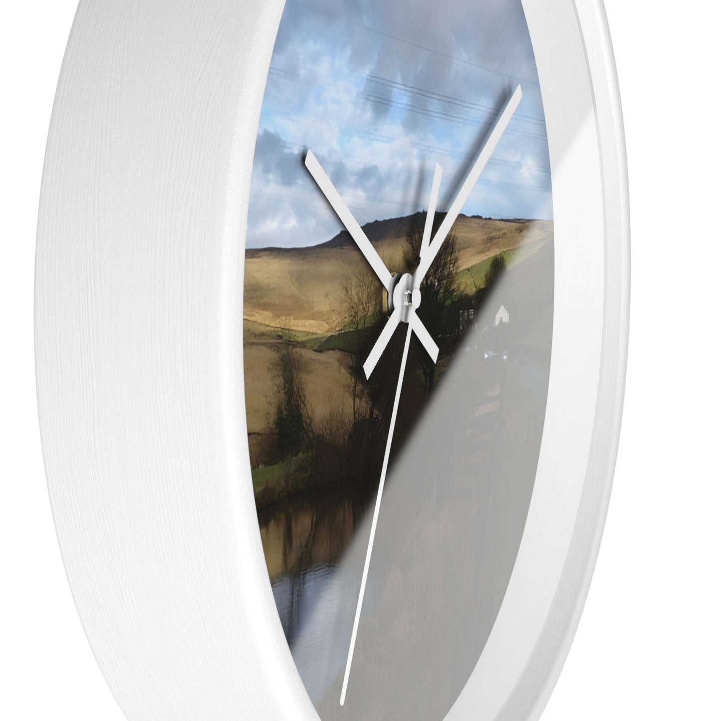 Wall Clock featuring British countryside, base: white, handles: white, size: 10''