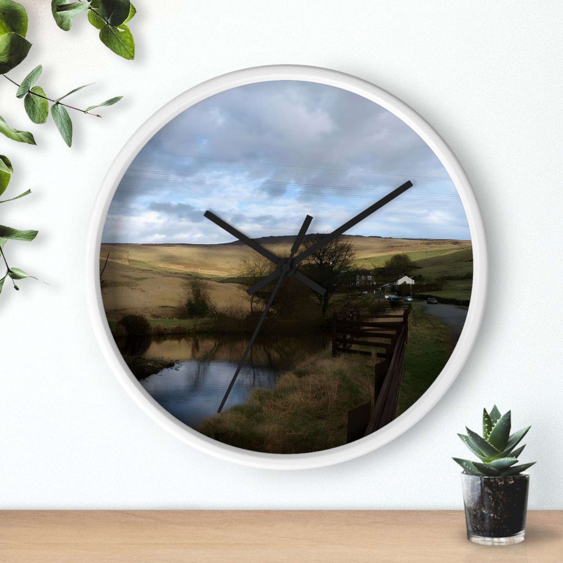 Wall Clock featuring British countryside, base: white, handles: black, size: 10''
