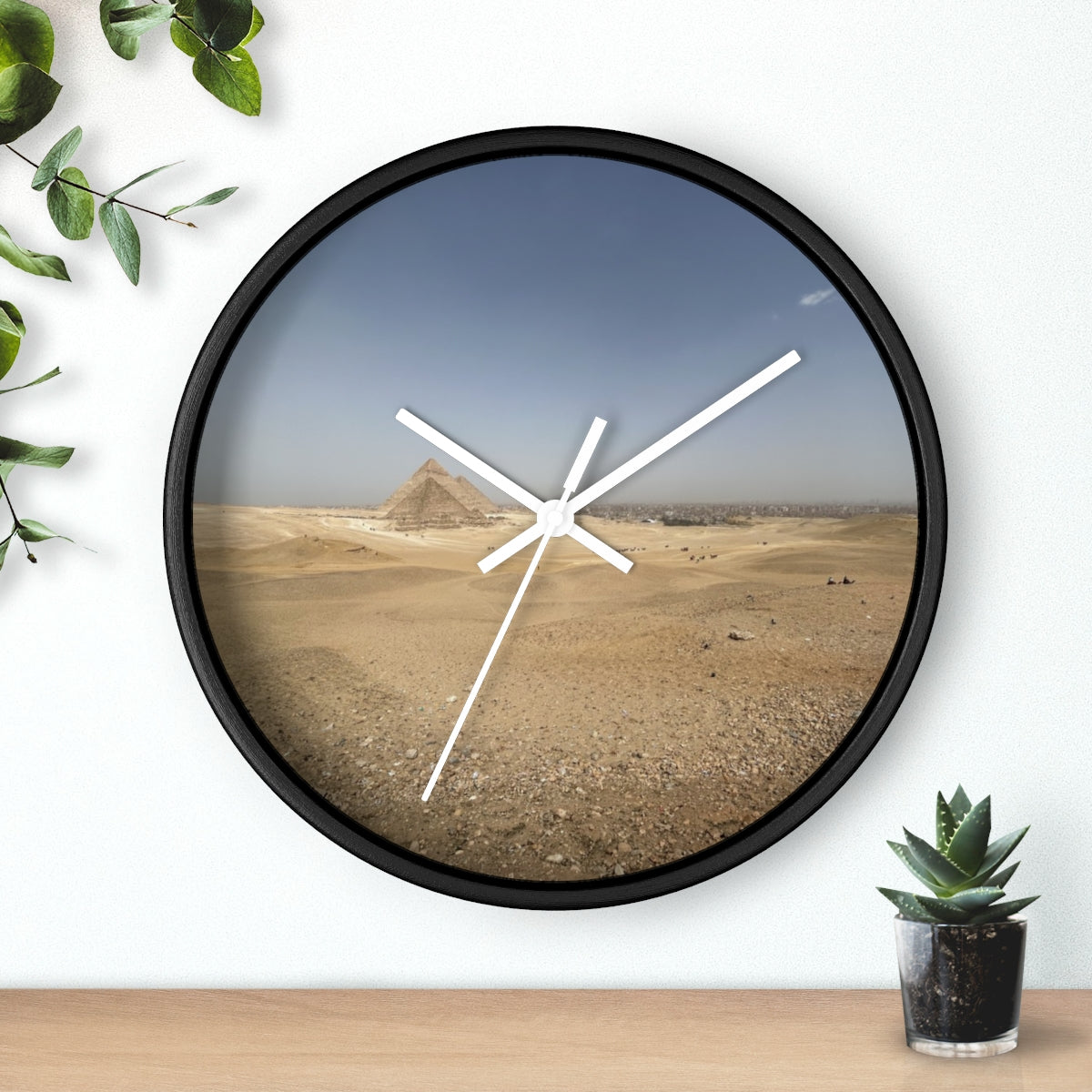 Wall clock featuring image of Pyramids of Giza, base: black, handles: white, size: 10’’