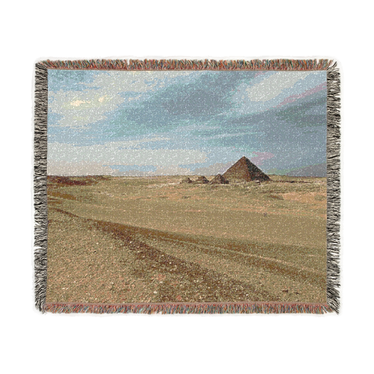woven blanket featuring pyramid of menkaure size: 60''x50''