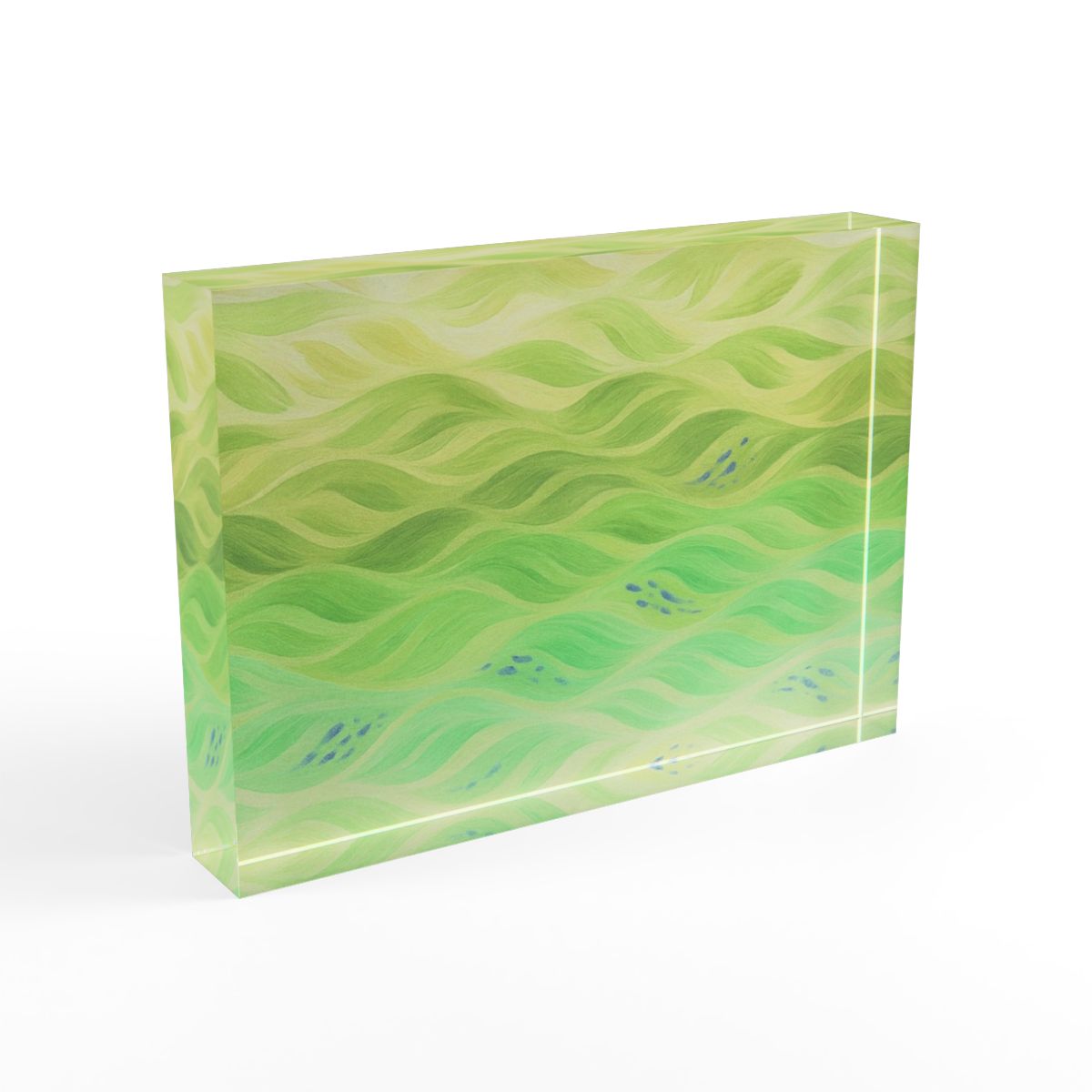Left-side profile highlighting the block’s clarity and the fresh green gradient’s tonal shifts